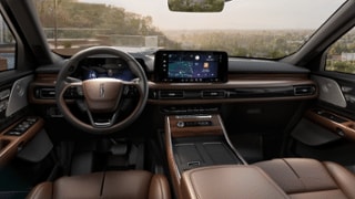 2025 Lincoln Lincoln Aviator Internal Image 2